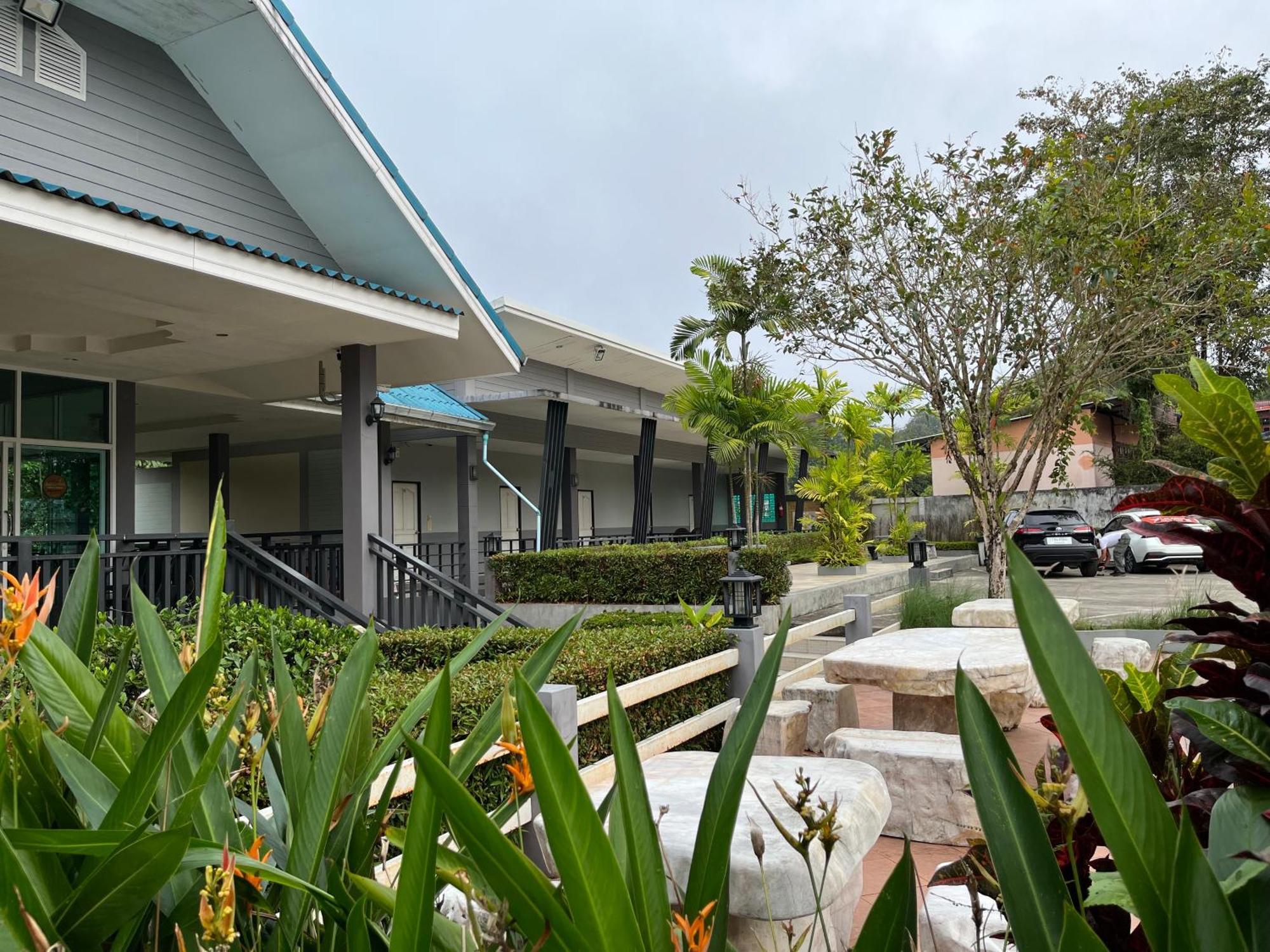 Sangkla Resort Ban Bang Pla O Exterior photo