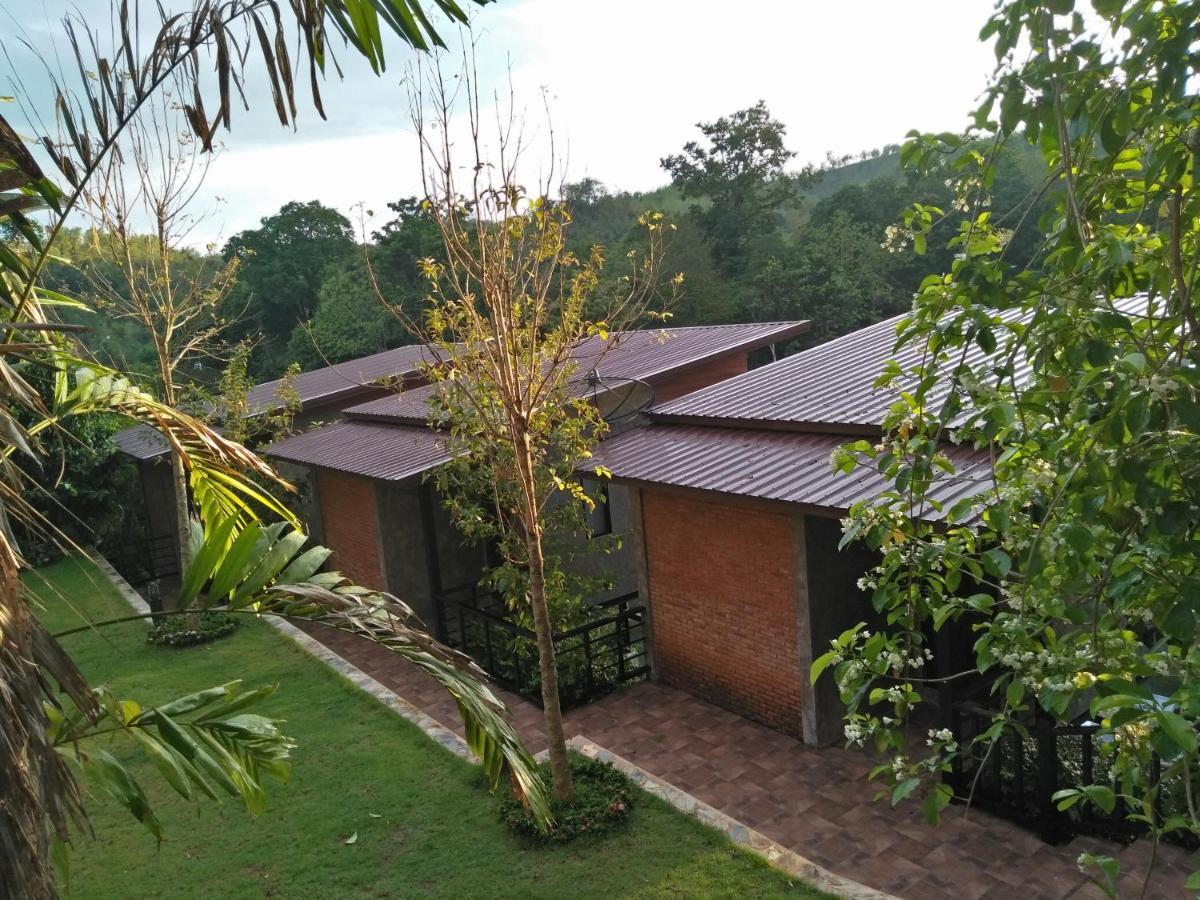 Sangkla Resort Ban Bang Pla O Exterior photo